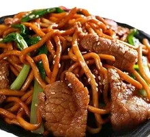 Beef and Egg Stir-Fried Knife-Cut Noodles