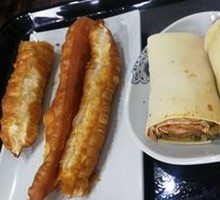 Yuanwai Tofu Skin Rolls with Fried Dough Sticks