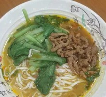 Sour Soup Shredded Pork Noodles