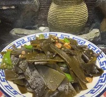 Spicy Chili Stir-fried Kelp