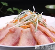 Steamed Tofu Skin with Salted Pork