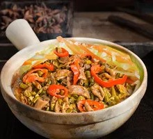 Sour Pickled Bean Chicken Offal Claypot Rice