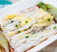 Egg and minced pork rice noodle roll