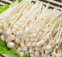 Spicy Foil-Baked Enoki Mushrooms