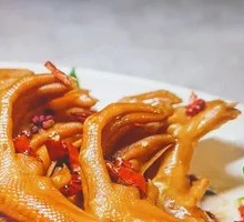 Spicy Duck Feet