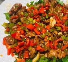 Xiangxi Stir-Fried Beef