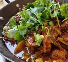 Stewed Pork Intestine and Chicken in Hanging Pot