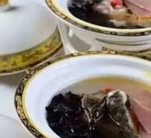 Stone Ear Chicken Soup