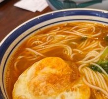鲜牛肉肉酱米线