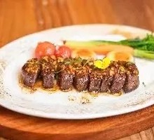 Secret-Seasoned Walnut Beef Steak