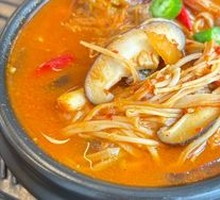 Spicy Beef Kimchi Soup