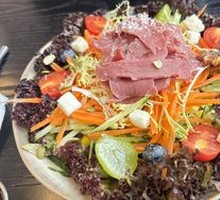 Parsley Beef Salad