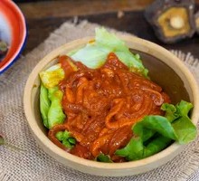 Spicy shredded beef tongue