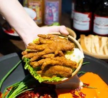 Braised Chicken Feet with Spiced Sauce