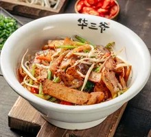 Firewood Tofu and Pork Noodles