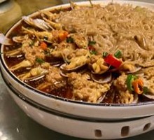 Garlic Steamed Clams