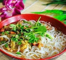 Shredded Pork Rice Noodles
