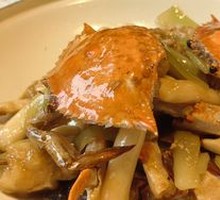 Stir-fried Crab with Rice Noodles