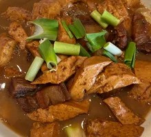 Mountain Seven Dried Soybean Braised Pork
