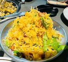 Stir-Fried Bean Sprouts with Three Threads