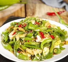 Scallion and Goose Egg Stir-fry