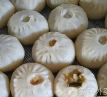 Radish丝 Bun