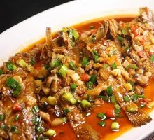 Dry-Braised Small Stone Bass