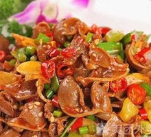 Stir-Fried Chicken Offal with Hangzhou Peppers