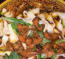 Braised Pork Intestines Knife-Sliced Noodles