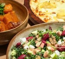 Apple Cheese Fig Quinoa Salad