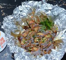 Aluminum-wrapped Scallops Rice Noodles