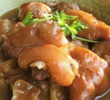 Braised Pig Trotters