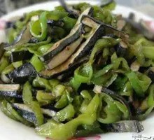 Stir-Fried Green Pepper with Fermented Tofu