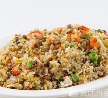 雪菜肉丝蛋炒饭