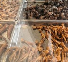 Old-School Braised Chicken Feet