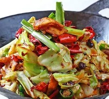 Spicy Stir-Fried Shredded Cabbage