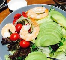 Avocado and Shrimp Salad