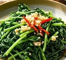 Garlic Stir-Fried Water Spinach