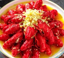 Golden Soup Garlic Lobster