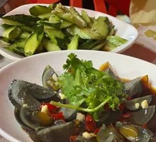 Refreshing Mixed Century Egg Salad