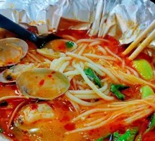 Secret-Recipe Clam Rice Noodles