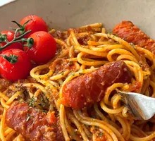 Traditional Italian Meat Sauce Pasta