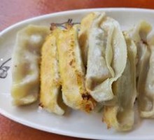 Fresh Pork and Shepherd's Purse Dumplings