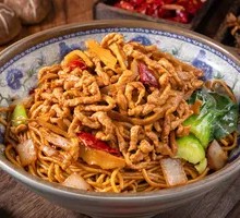 Dried Bamboo Shoot and Pork Fillet Sauce Noodles