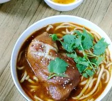 Seven Up Big Chicken Leg Noodles