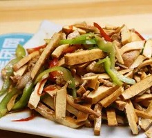 Green Pepper and Tofu Shreds with Pork