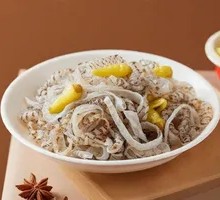 Sichuan-style Pickled Pepper Fish Skin