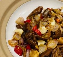 Thirty-Pu Intestine Stew