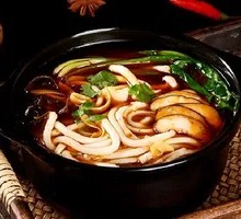 Braised Tofu Noodles in Clay Pot