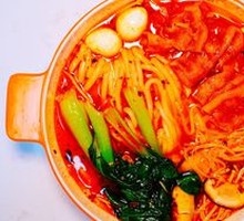 Sour Cabbage Beef Noodle Soup